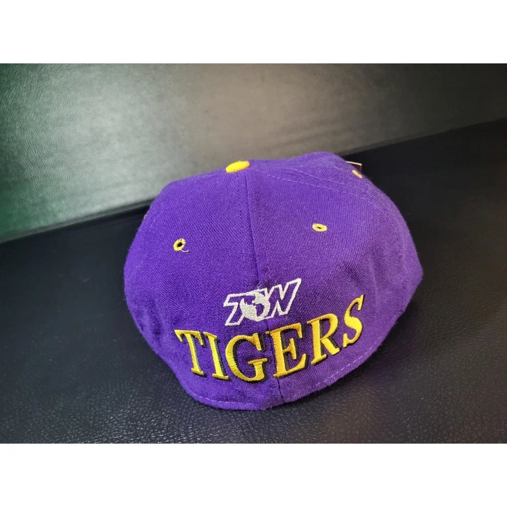 VTG LSU Tigers‎ Hat Cap Football All OVER PRINT RARE PURPLE 7 3/8 FITTED